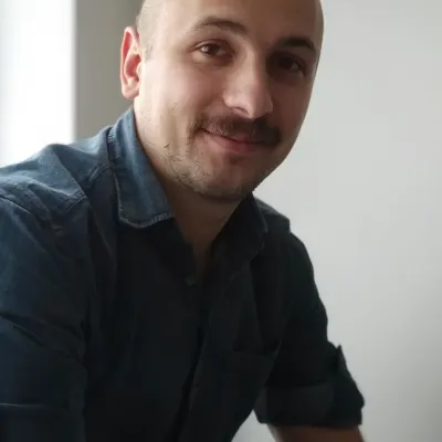 Тихий Стас